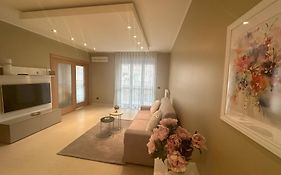 Versomare House